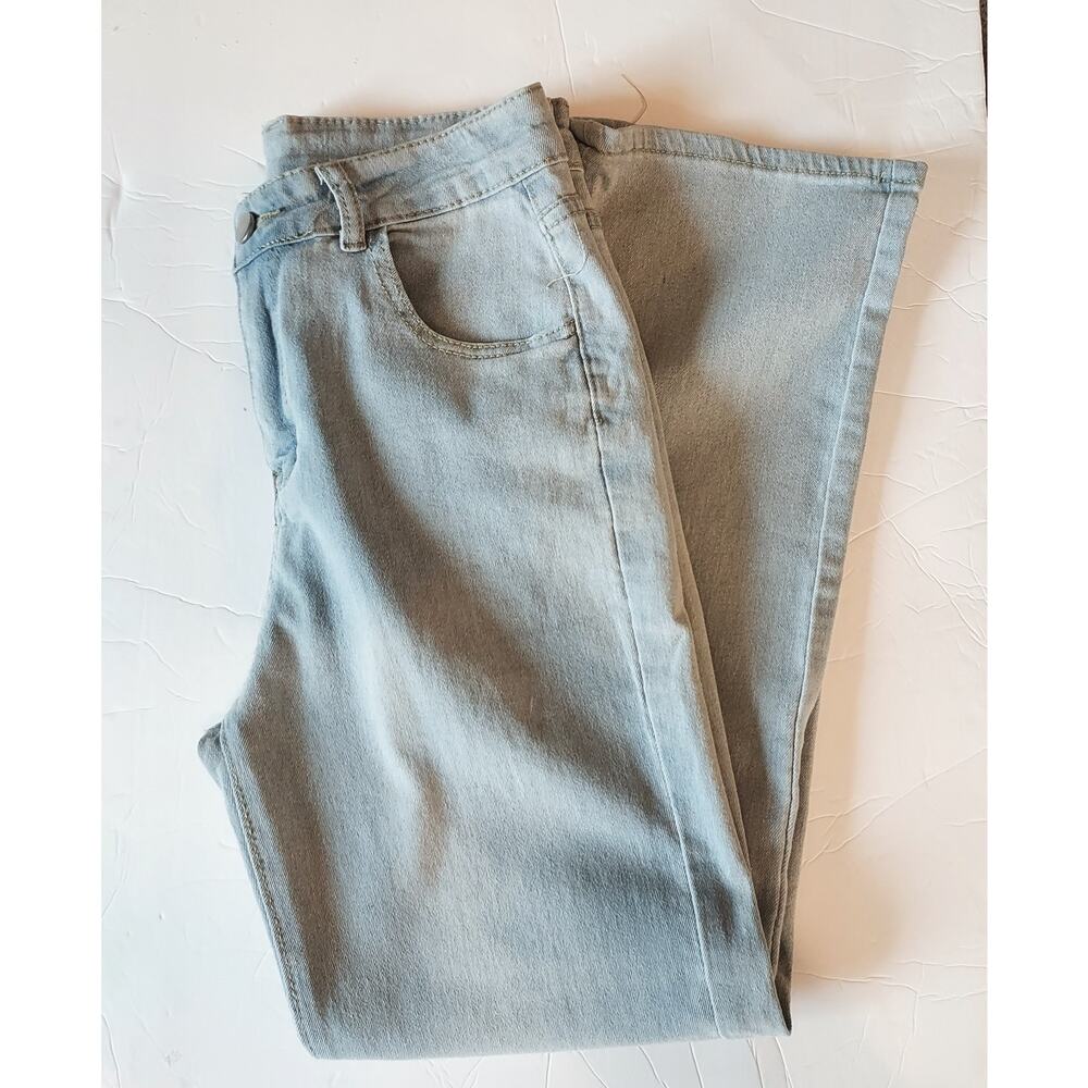 Barrel Leg Light Wash Jeans Size Small